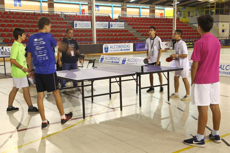 Clausura Olimpiadas Solidarias de Telefónica - Jugadores de ping pong.