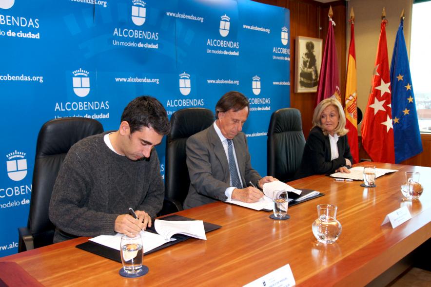Momento de la firma