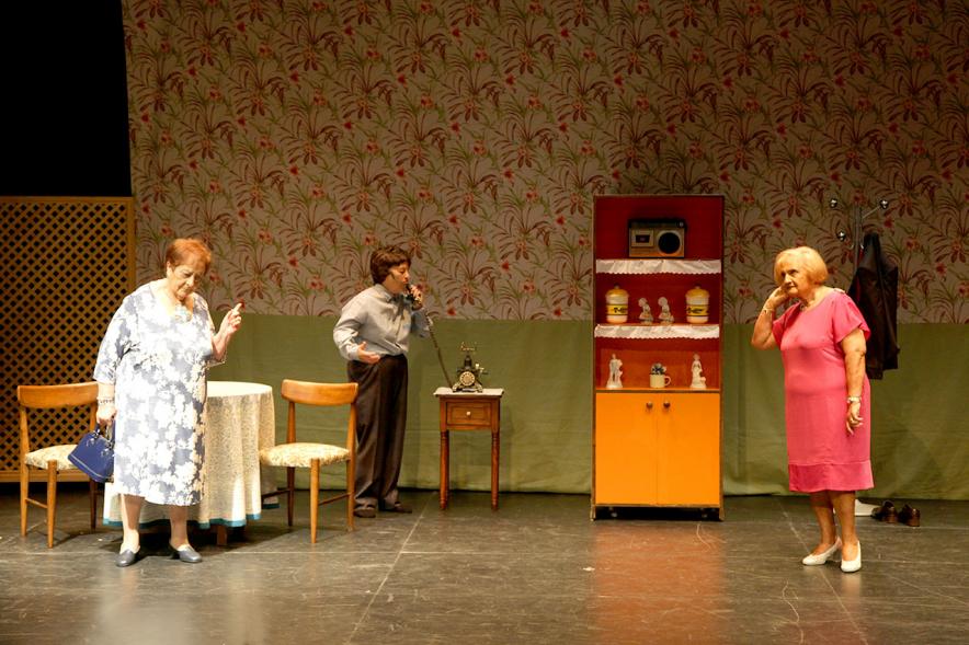 Semana del Mayor - Obra de Teatro en el C.C. Pablo Iglesias - Imagen de la representación teatral.