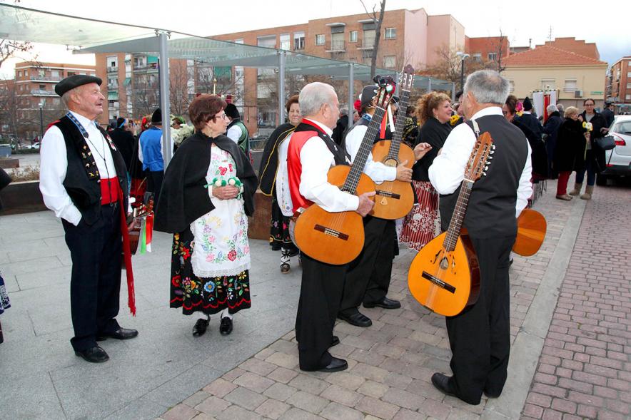Fiestas Virgen de la Paz 2019 - Ofrenda Floral - Grupo de  guitarras de la casa  de Castilla La mancha.