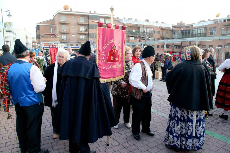 Participantes al evento Ofrenda de floral a la Virgen de la Paz – 2020
