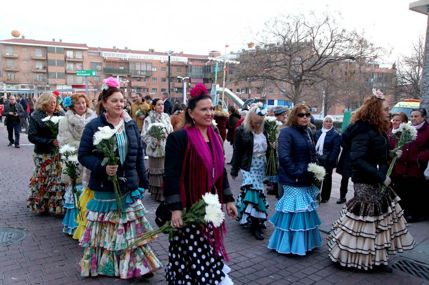 Participantes al evento Ofrenda de floral a la Virgen de la Paz - 2020