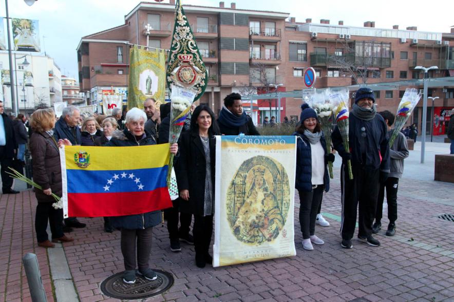 Participantes al evento Ofrenda de floral a la Virgen de la Paz – 2020