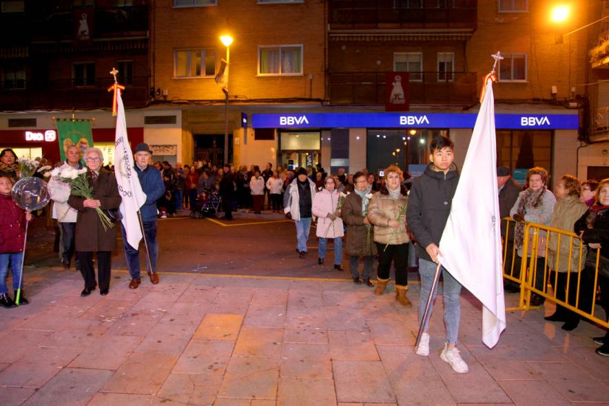 Participantes al evento Ofrenda de floral a la Virgen de la Paz – 2020