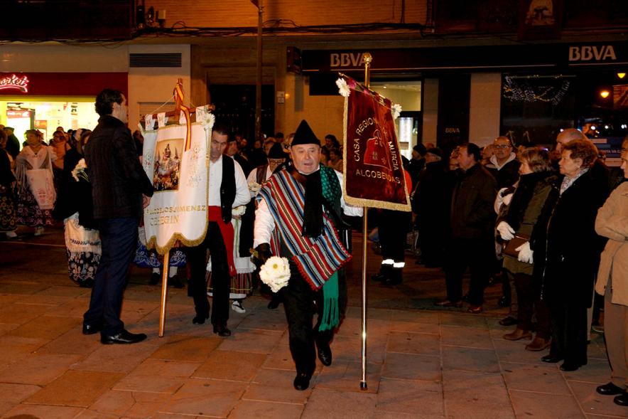 Fiestas Virgen de la Paz 2019 - Ofrenda Floral - Primer plano de estandarte de la Casa de Murcia.