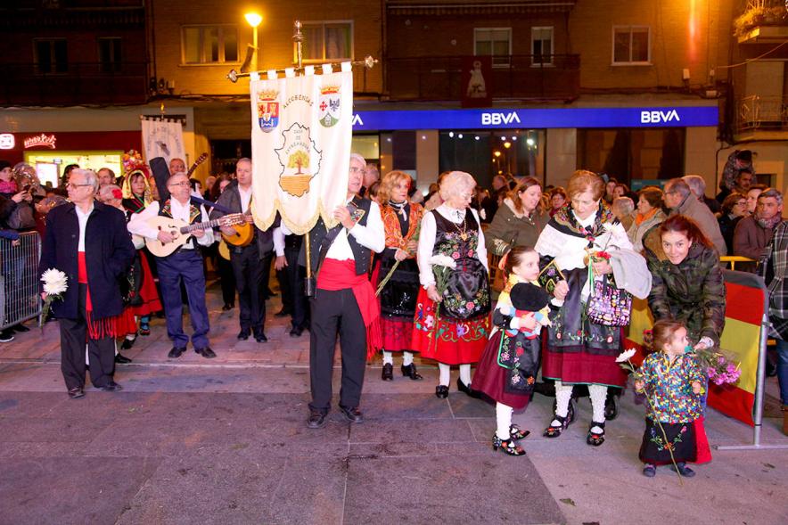 Participantes al evento Ofrenda de floral a la Virgen de la Paz – 2020