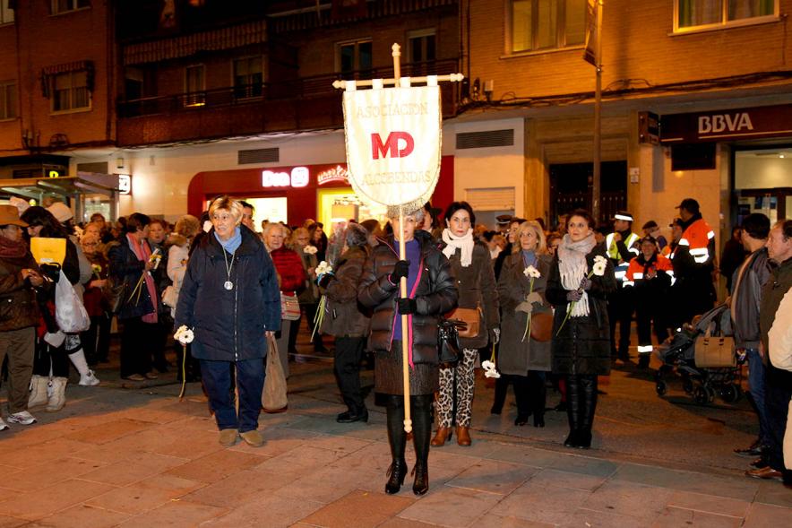 Fiestas Virgen de la Paz 2019 - Ofrenda Floral -  Desfile de la Asociación MD , con su estandarte y varias concejales municipales.