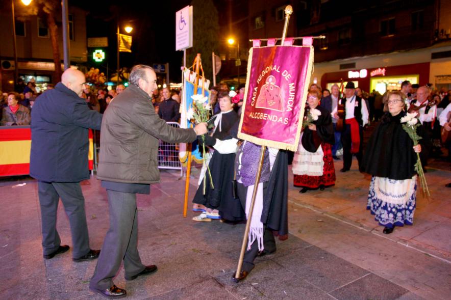 Participantes al evento Ofrenda de floral a la Virgen de la Paz – 2020