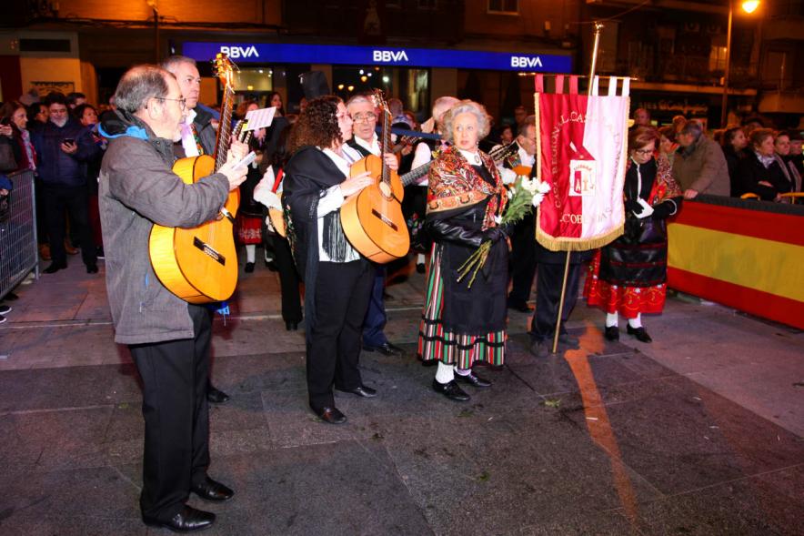Participantes al evento Ofrenda de floral a la Virgen de la Paz – 2020