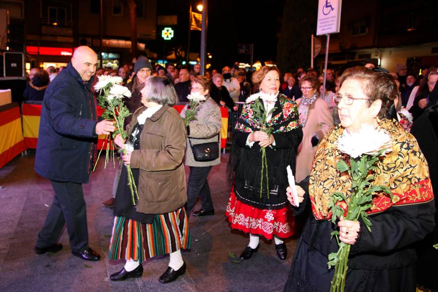  Participantes al evento Ofrenda de floral a la Virgen de la Paz – 2020