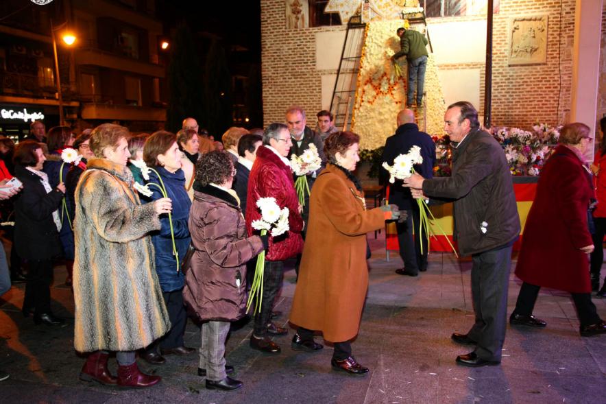  Participantes al evento Ofrenda de floral a la Virgen de la Paz – 2020