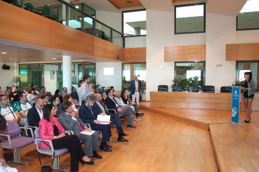 Momento del discurso visto desde lateral