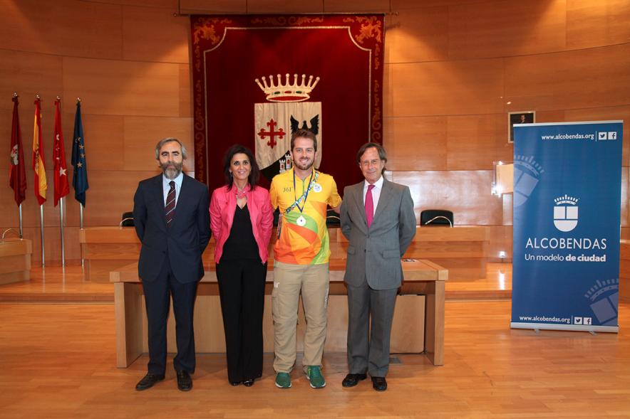 Homenajeado con personalidades
