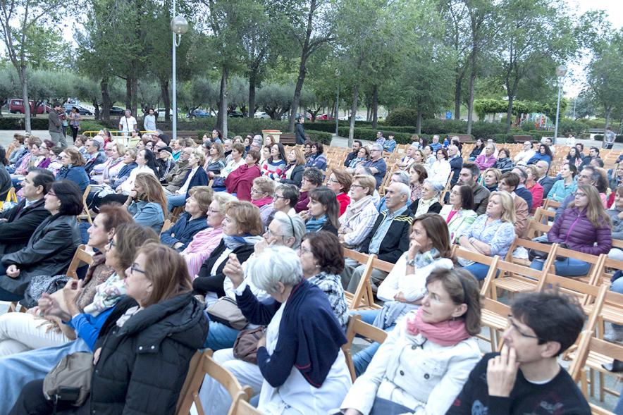 Retransmisión Ópera Madame Butterfly en el Arroyo de la Vega - Los asistentes.