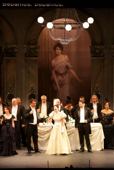 Escenas de la obra. Ópera La Traviatta