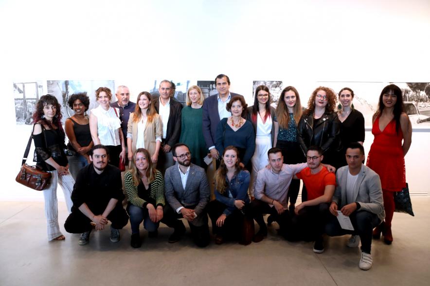 Inauguración Exposición Alumnos Master Escuela PIC.A PhotoEspaña -  Posado grupal de autoridades  y  los pertenecientes al PICA.