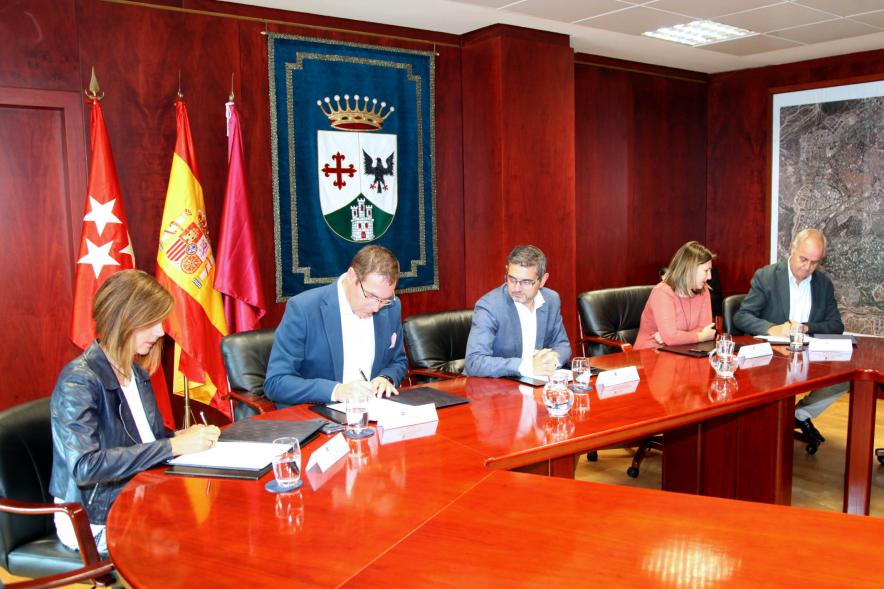 Momento de la firma