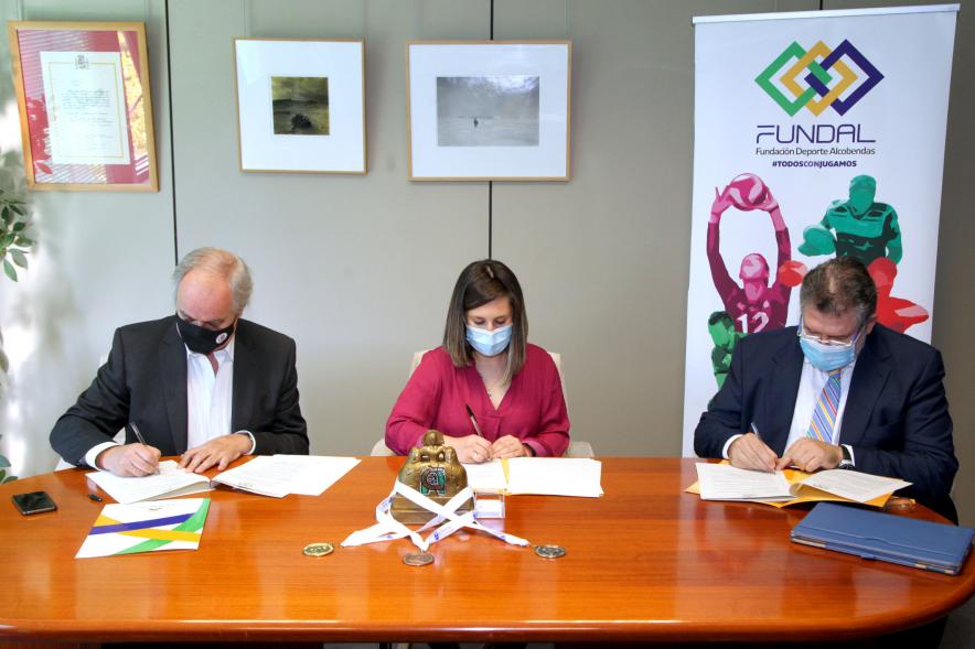 Momento de la firma