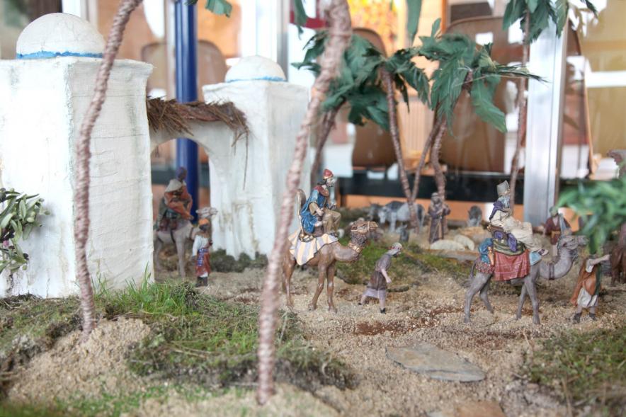 Reyes Magos y su séquito llegando a Belén