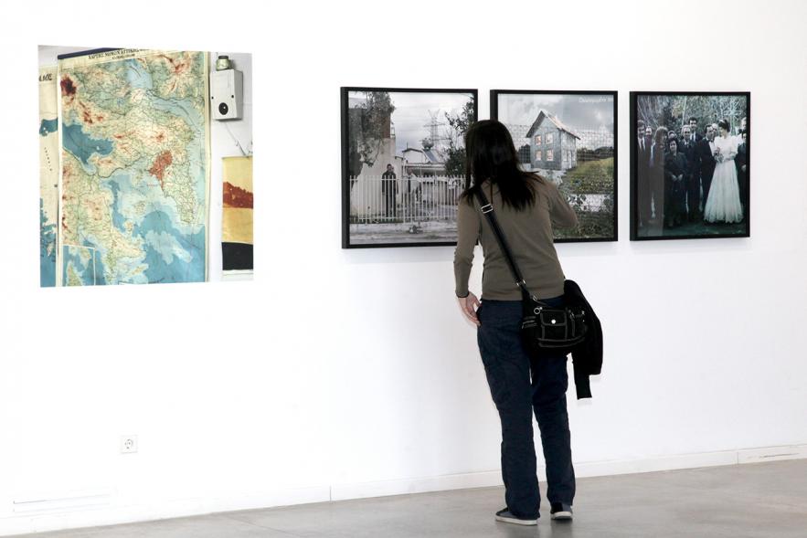 Inauguración de la Exposición "Parallel Crisis" de Yannis Karpouzis -  Visitantes de la exposición.