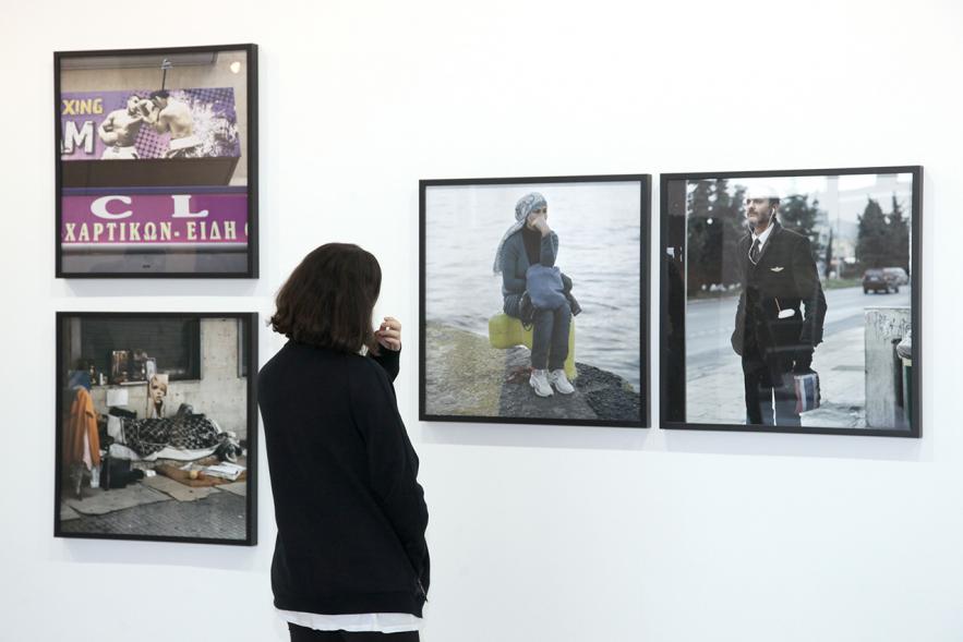 Inauguración de la Exposición "Parallel Crisis" de Yannis -  Visitantes de la exposición. - 
