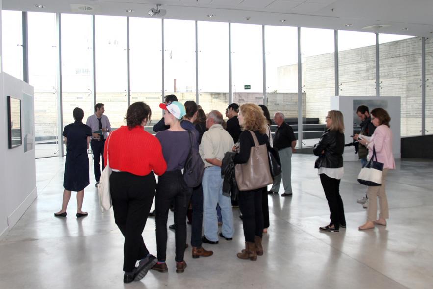 Inauguración de la Exposición "Parallel Crisis" de Yannis Karpouzis -  Visitantes de la exposición.