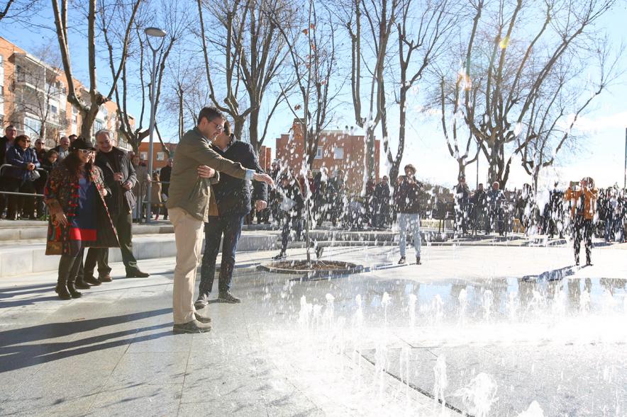  Alcalde Rafael Sánchez Acera, Autoridades y Participantes. Inauguración Parque de Asturias y Cantabria – 2020