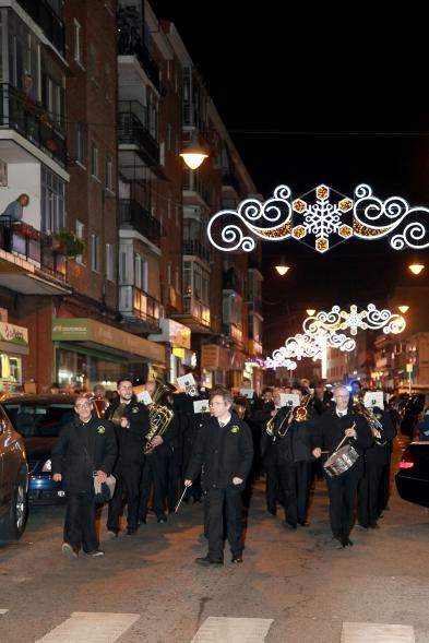 Pasacalles de la Banda Municipal de Música - Imagen de un momento del pasacalles de la Banda Municipal de Música.