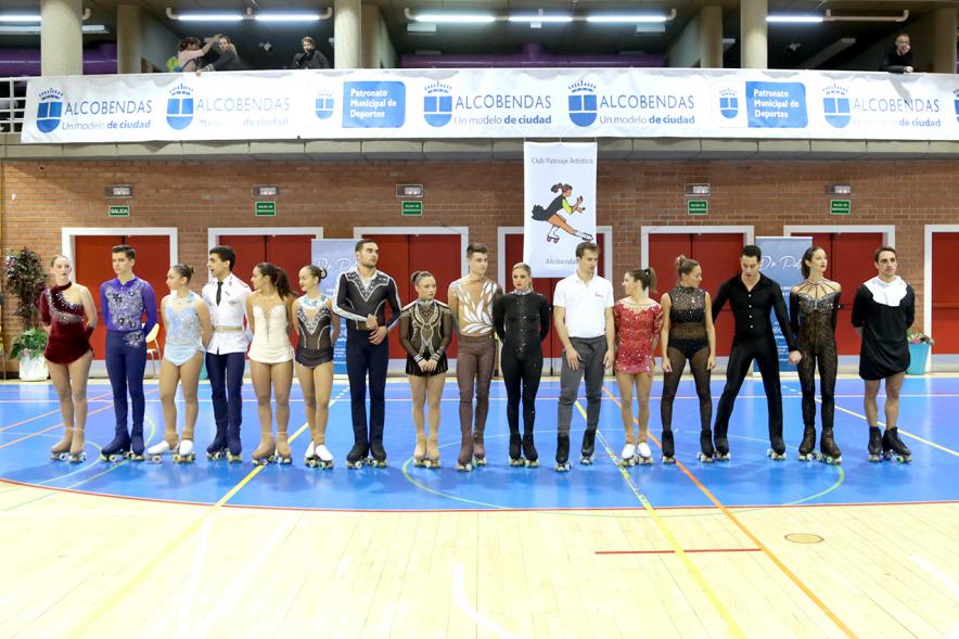 IIª Gala Internacional de Patinaje Artístico - 40 Aniversario Club Patinaje Artístico Alcobendas - Posado de los patinadores.