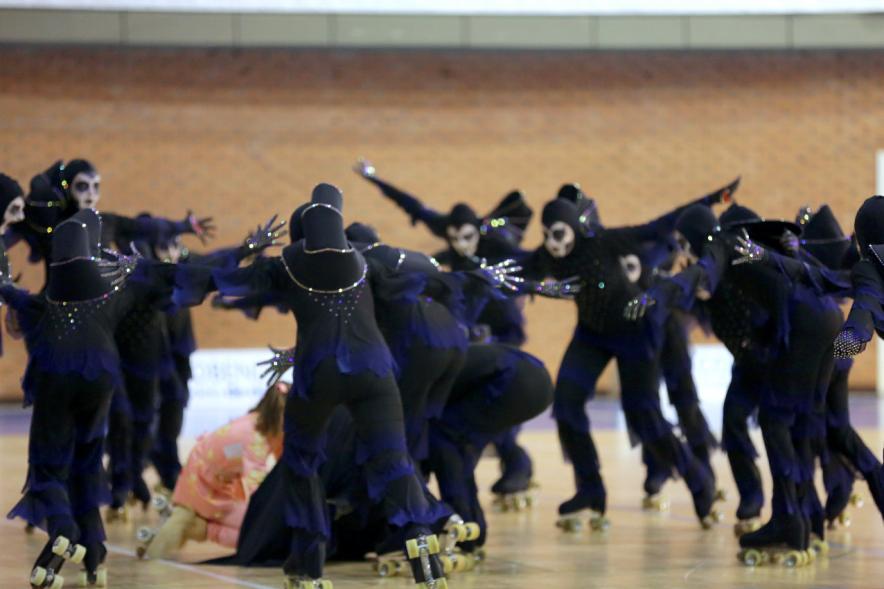 Campeonato Autonómico de Patinaje - Grupos Patinaje Show - Imagen de un momento de la actuación de uno de los equipos.