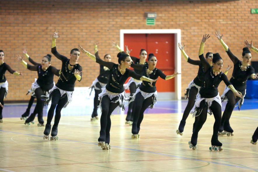 Campeonato Autonómico de Patinaje - Grupos Patinaje Show - Imagen de un momento de la actuación de uno de los equipos.