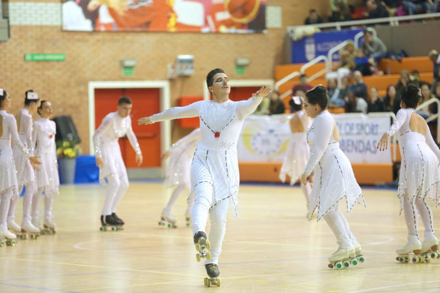 Campeonato Autonómico de Patinaje - Grupos Patinaje Show - Imagen de un momento de la actuación de uno de los equipos.