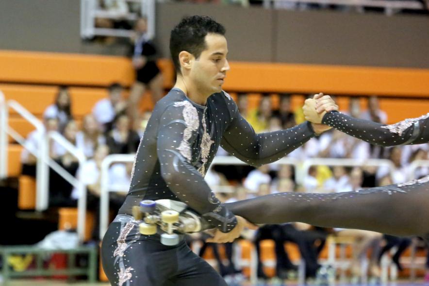 IIª Gala Internacional de Patinaje Artístico - 40 Aniversario Club Patinaje Artístico Alcobendas - Actuación de una pareja de patinadores.