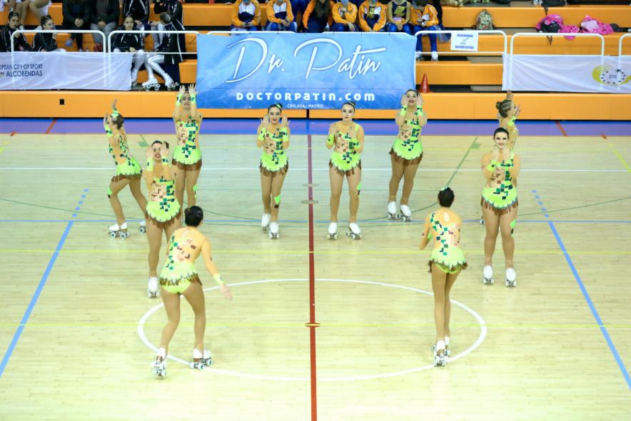 Campeonato Autonómico de Patinaje - Grupos Patinaje Show - Imagen de un momento de la actuación de uno de los equipos.