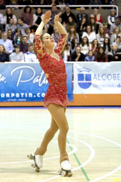 IIª Gala Internacional de Patinaje Artístico - 40 Aniversario Club Patinaje Artístico Alcobendas - Actuación de una  patinadora.