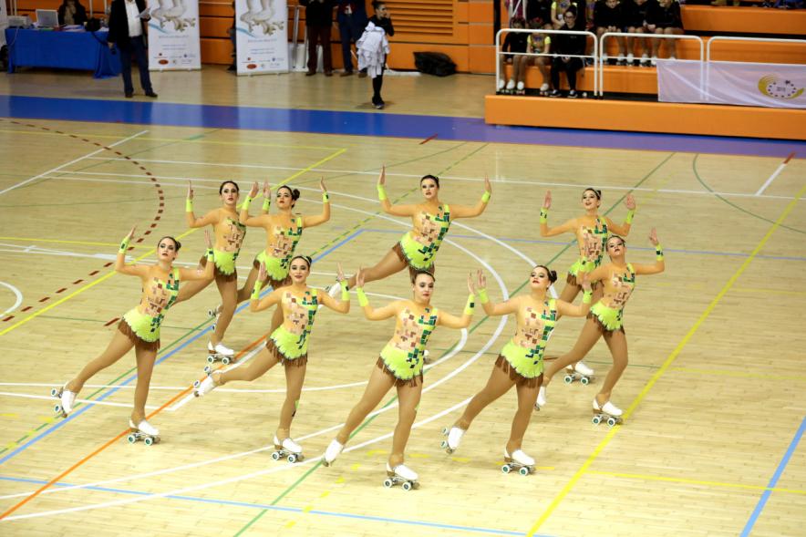 Campeonato Autonómico de Patinaje - Grupos Patinaje Show - Imagen de un momento de la actuación de uno de los equipos.