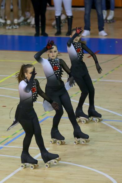 Campeonato Autonómico de Patinaje - Grupos Patinaje Show - Imagen de un momento de la actuación de uno de los equipos.