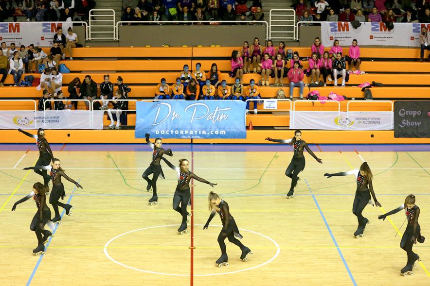Campeonato Autonómico de Patinaje - Grupos Patinaje Show - Imagen de un momento de la actuación de uno de los equipos.