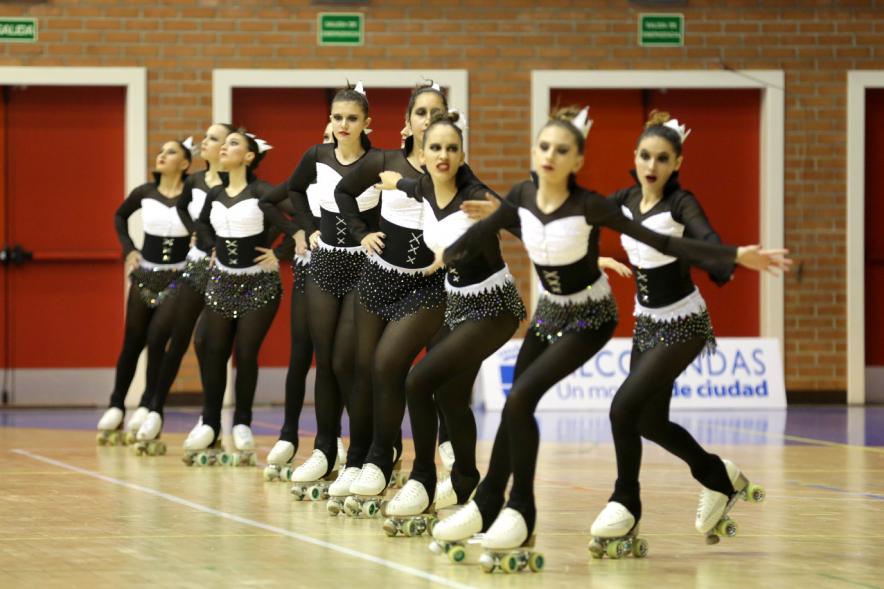 Campeonato Autonómico de Patinaje - Grupos Patinaje Show - Imagen de un momento de la actuación de uno de los equipos.
