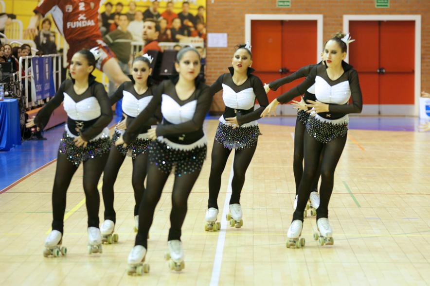 Campeonato Autonómico de Patinaje - Grupos Patinaje Show - Imagen de un momento de la actuación de uno de los equipos.