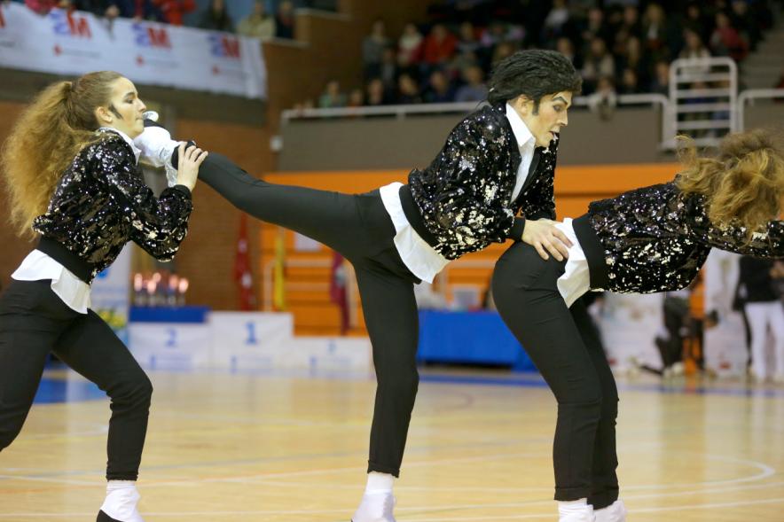 Campeonato Autonómico de Patinaje - Grupos Patinaje Show - Imagen de un momento de la actuación de uno de los equipos.