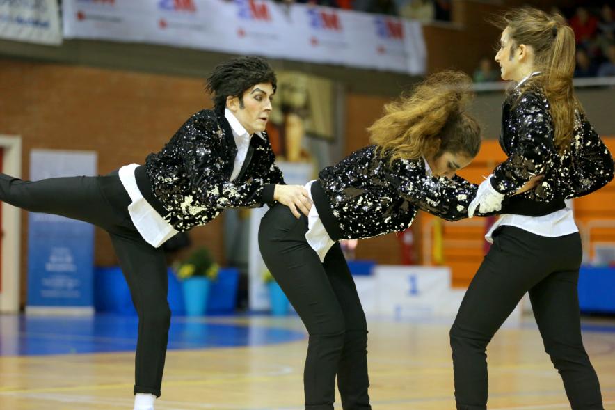 Campeonato Autonómico de Patinaje - Grupos Patinaje Show - Imagen de un momento de la actuación de uno de los equipos.