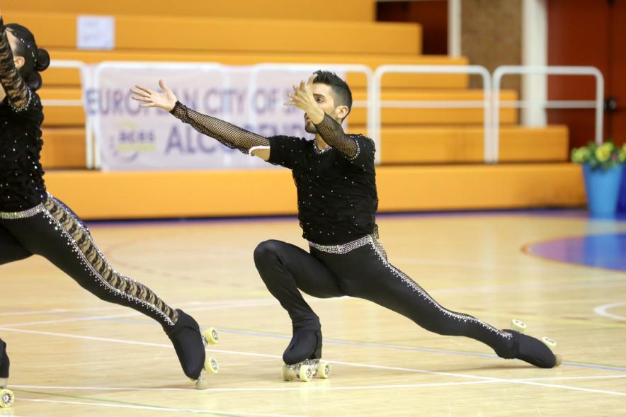 Campeonato Autonómico de Patinaje - Grupos Patinaje Show - Imagen de una patinador en un momento de la actuación.