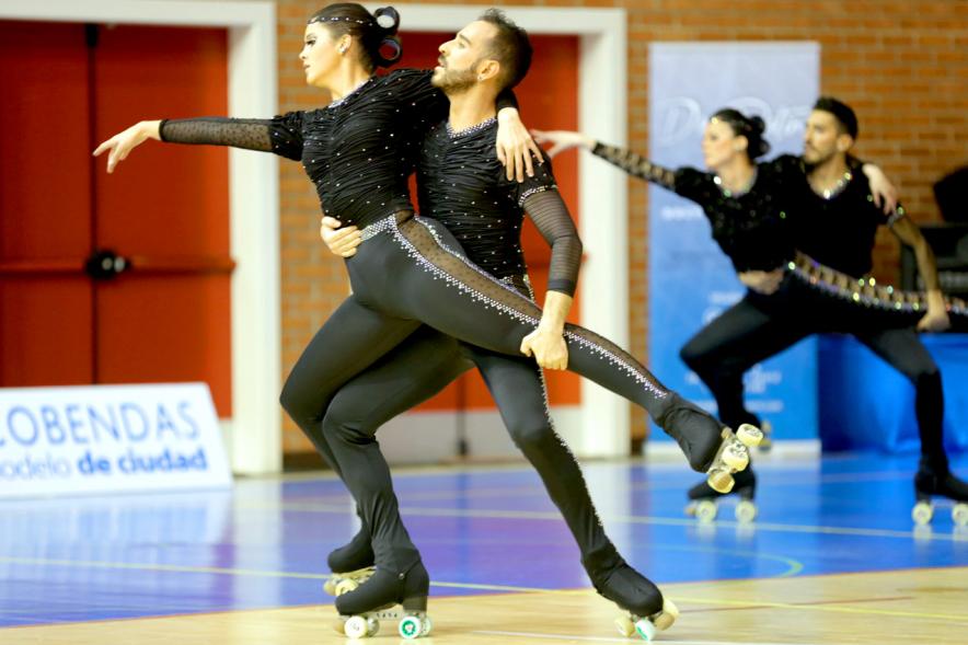 Campeonato Autonómico de Patinaje - Grupos Patinaje Show - Imagen de un momento de la actuación de uno de los equipos.
