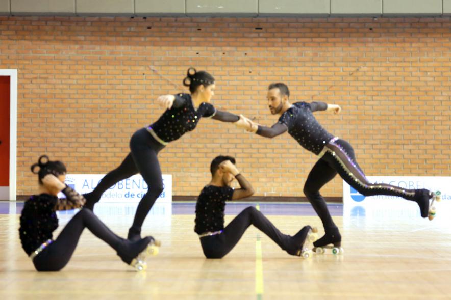 Campeonato Autonómico de Patinaje - Grupos Patinaje Show - Imagen de un momento de la actuación de uno de los equipos.