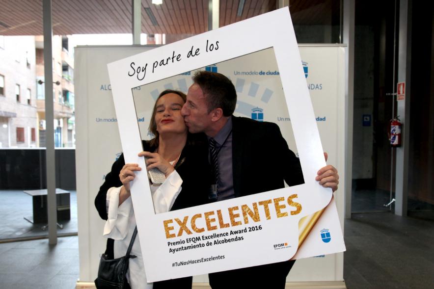 Jornada en torno a la Excelencia en la Gestión en Alcobendas (Photocall) - Posado compartido.