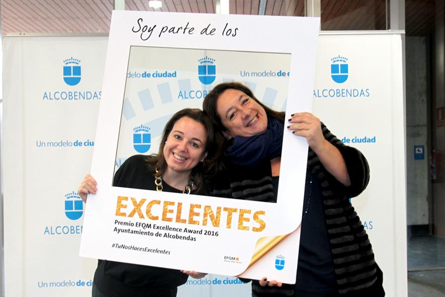 Jornada en torno a la Excelencia en la Gestión en Alcobendas (Photo call) -  Posado compartido. 