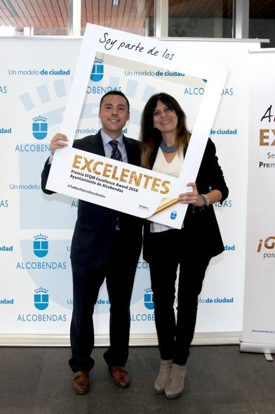 Jornada en torno a la Excelencia en la Gestión en Alcobendas (Photocall) - Posado compartido. 