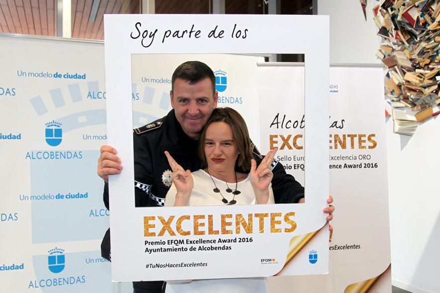 Jornada en torno a la Excelencia en la Gestión en Alcobendas (Photocall) -   Posado compartido.