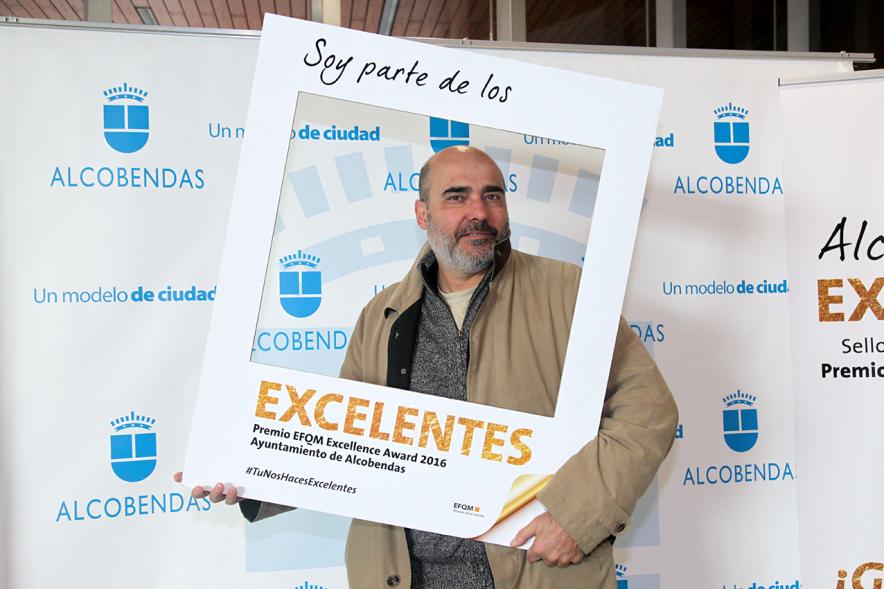 Jornada en torno a la Excelencia en la Gestión en Alcobendas (Photocall) -  Dos retratados.
